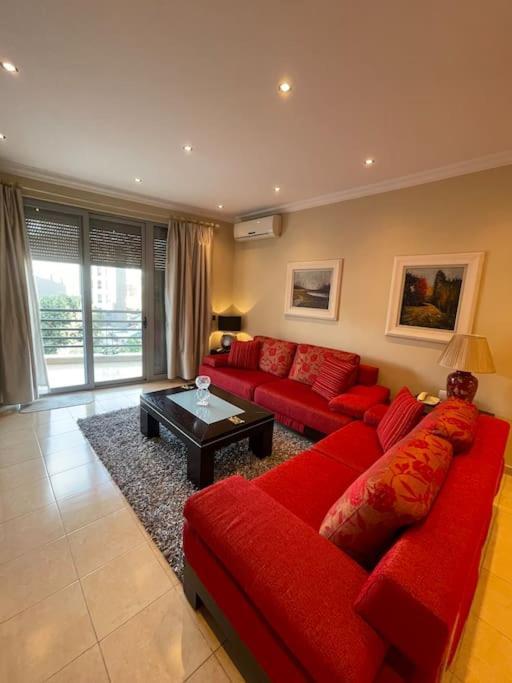 Stylish Central Apartment Tirana Exterior foto