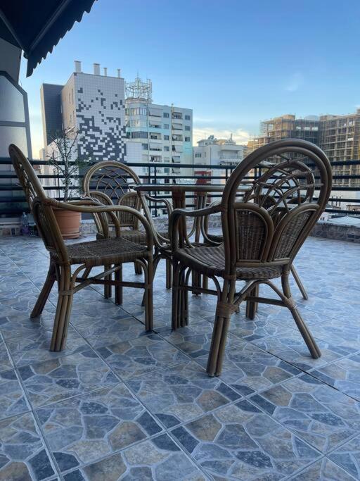 Stylish Central Apartment Tirana Exterior foto